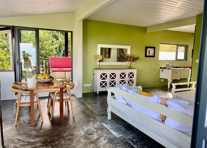 Villa Abundance-the Station Seychelles-sans Souci Victoria